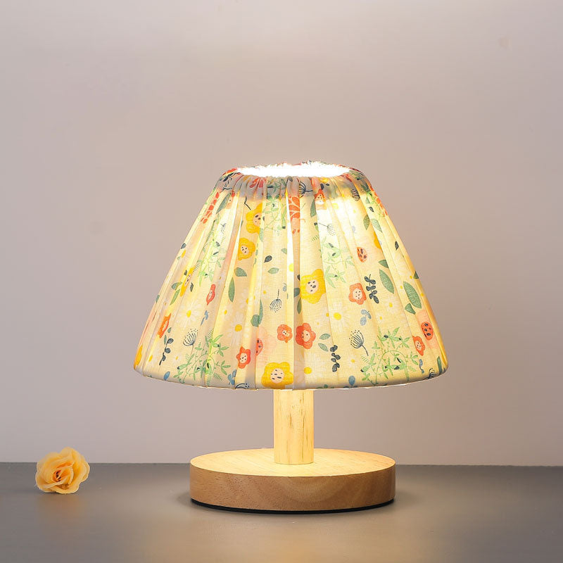 Moderne minimalistische kreative Eisen blumenförmige 1-Lampe Tischlampe