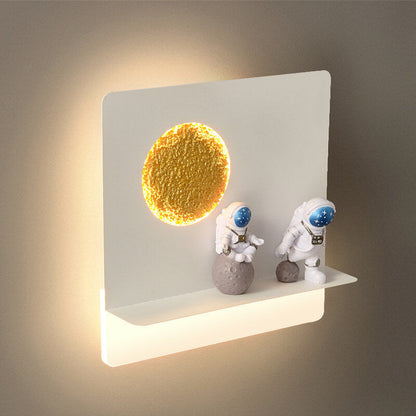 Zeitgenössische kreative Eisenharz runde Astronaut LED Wandleuchte für das Schlafzimmer