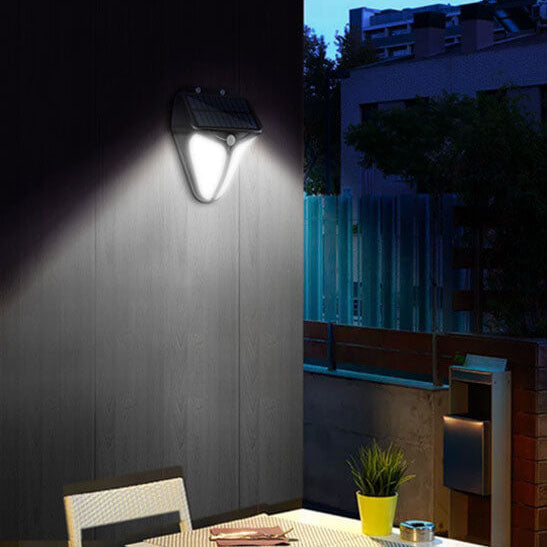 Solar Intelligentes Dreieck Außen Wasserdichte Körper Sensor Patio LED Wandlicht