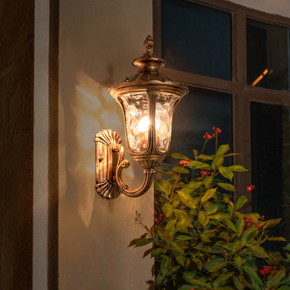 Traditionelle europäische wasserdichte, schlossförmige Aluminium-Glas 1-Licht Außenwandleuchte für den Garten