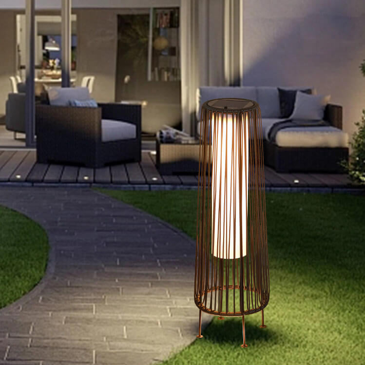 Moderne Minimalistische Solar Wetterfeste Rund Vertikal Pull Strip Eisen Rattan LED Stehlampe Für Outdoor Terrasse