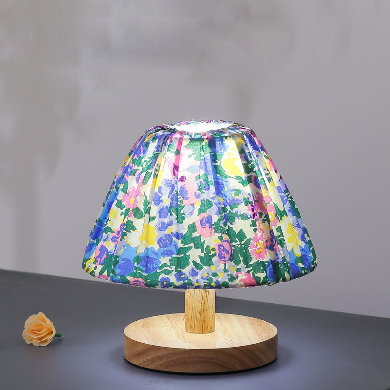 Moderne minimalistische kreative Eisen blumenförmige 1-Lampe Tischlampe