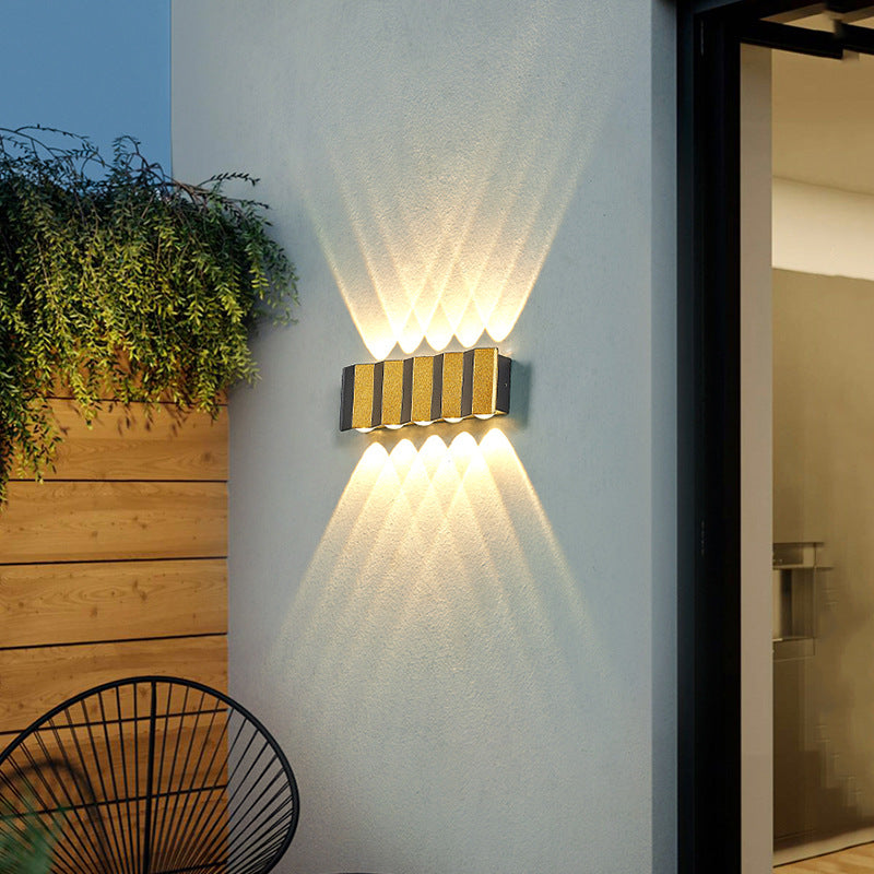 Moderne leichte Luxus Gold Aluminium Outdoor wasserdichte Terrasse LED Wandleuchte Lampe