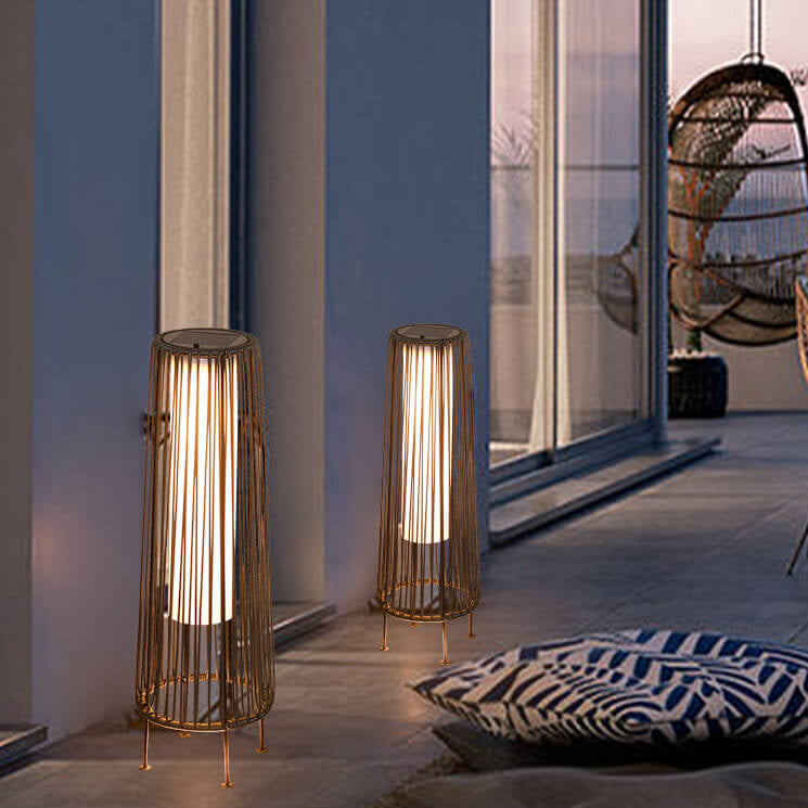 Moderne Minimalistische Solar Wetterfeste Rund Vertikal Pull Strip Eisen Rattan LED Stehlampe Für Outdoor Terrasse