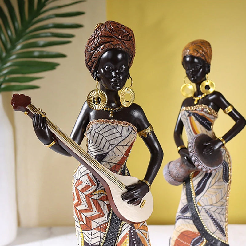 Afrikanische weibliche Musiker-Skulptur