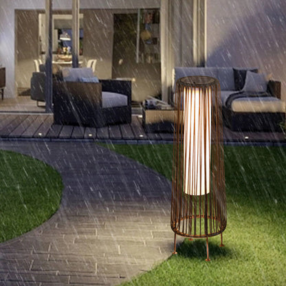 Moderne Minimalistische Solar Wetterfeste Rund Vertikal Pull Strip Eisen Rattan LED Stehlampe Für Outdoor Terrasse