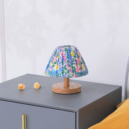 Moderne minimalistische kreative Eisen blumenförmige 1-Lampe Tischlampe