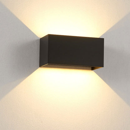 Moderne wasserdichte rechteckige LED-Wandleuchte für den Außenbereich mit Auf- und Abwärtsbeleuchtung