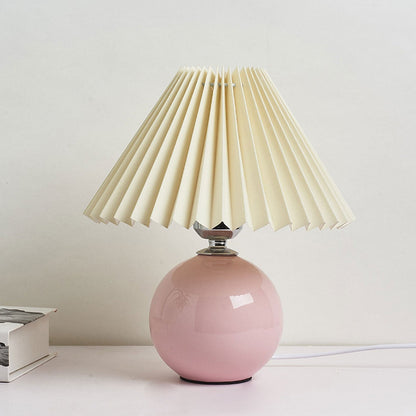 Nordic minimalist 1-flammige Tischlampe aus Keramik mit Falten