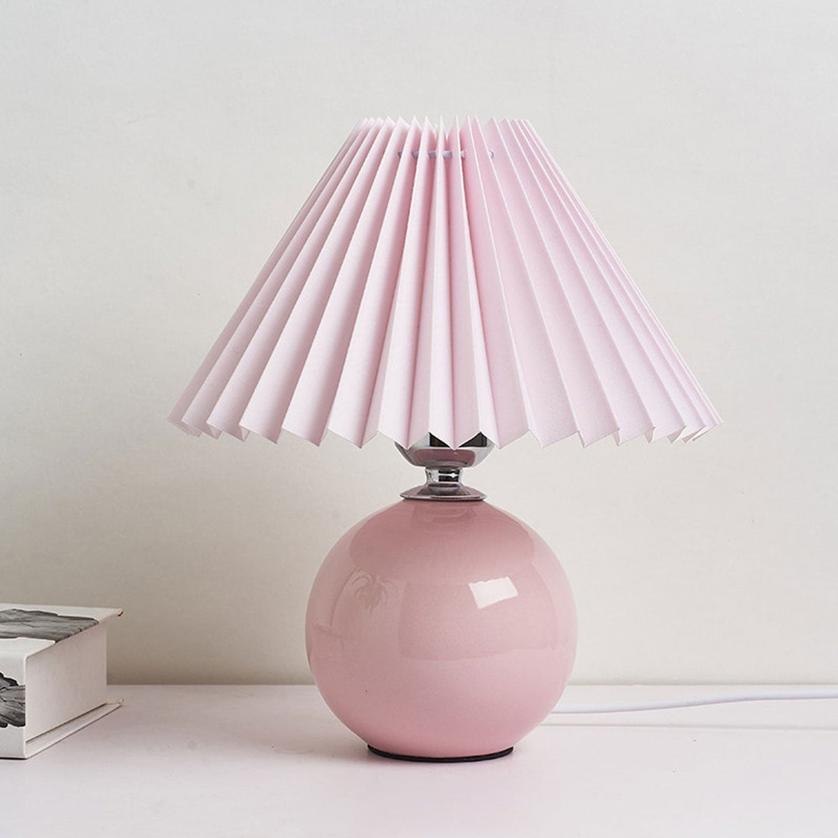 Nordic minimalist 1-flammige Tischlampe aus Keramik mit Falten