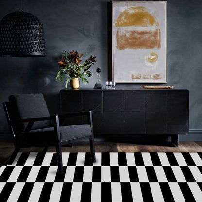 Zeitgenössischer karierter Musterteppich Schwarz und Weiß Polyester Teppich maschinenwaschbar rutschfester Teppich für das Schlafzimmer