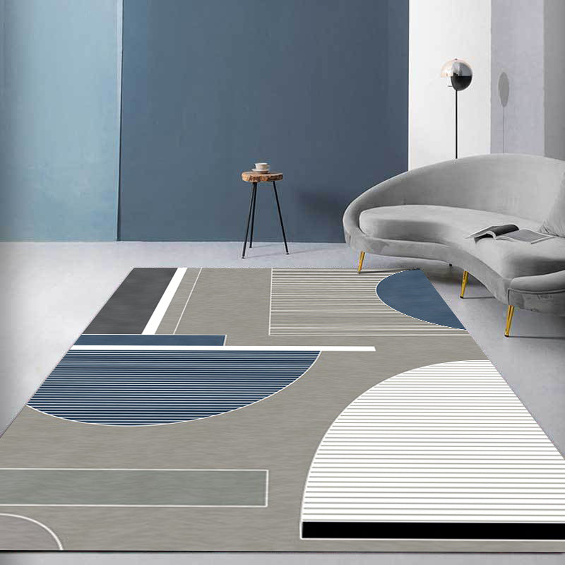 Moderner Teppich für das Wohnzimmer in grauer Farbe mit blockartigen Streifen in unregelmäßiger Form gedruckter Teppich Polyester rutschfeste Rückseite Teppich