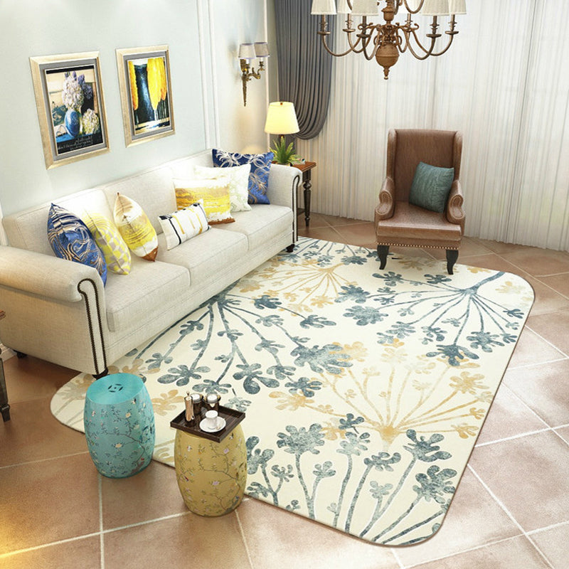 Moderner Teppich mit Blattmuster Grün und Beige Polyester Teppich Waschbar Tierfreundlich Rutschfester Teppich für das Wohnzimmer