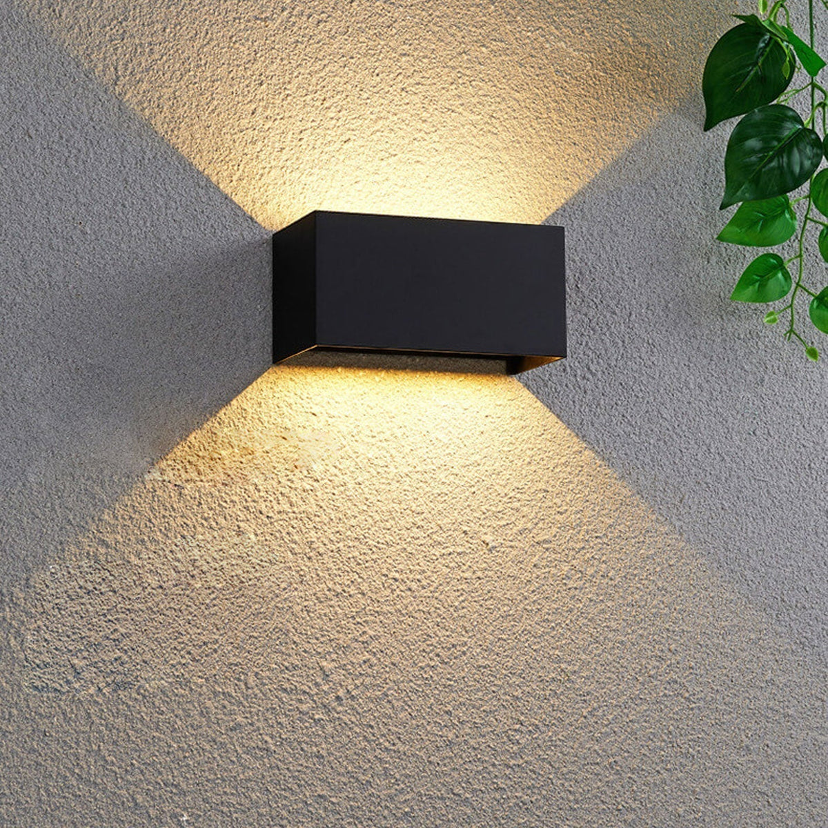 Moderne wasserdichte rechteckige LED-Wandleuchte für den Außenbereich mit Auf- und Abwärtsbeleuchtung