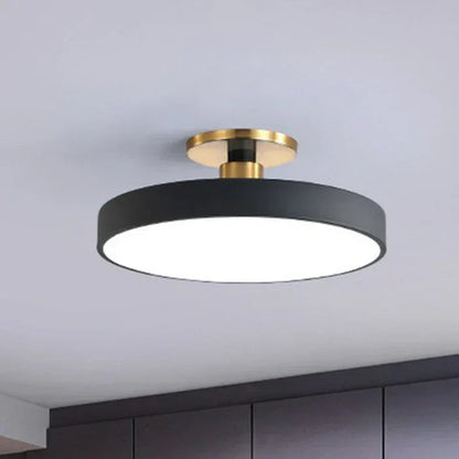 LED-Deckenlampe im nordischen Stil - NordicaGlow