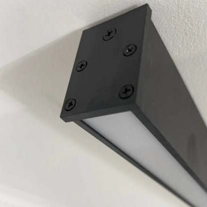 Schwarze Metall-Deckenlampe LED linear minimalistisches modernes Design