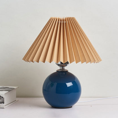 Nordic minimalist 1-flammige Tischlampe aus Keramik mit Falten