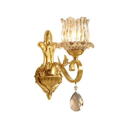 Klarer Kristallblumen-Wandleuchten zeitgenössische 1-flammige Wandleuchte mit geschnitztem Arm in Gold für Flur