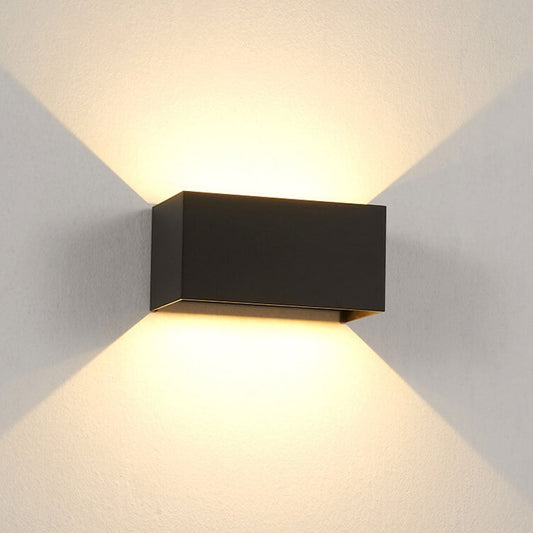 Moderne wasserdichte rechteckige LED-Wandleuchte für den Außenbereich mit Auf- und Abwärtsbeleuchtung