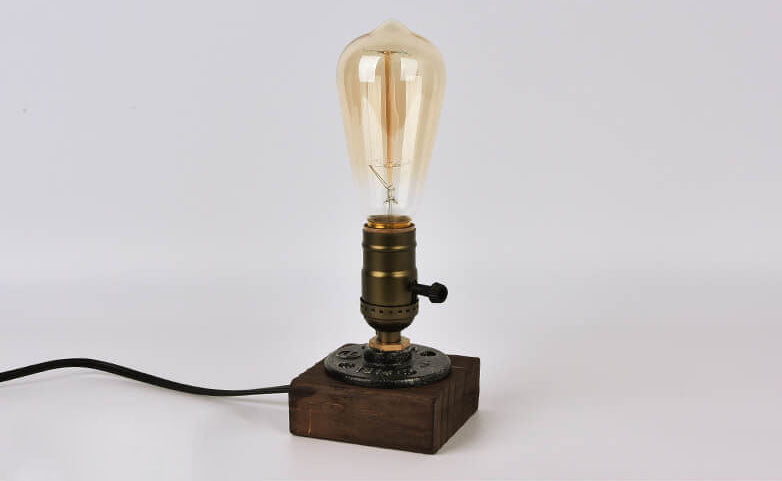 Vintage Industrial Iron Bulb 1-Licht Tischlampe