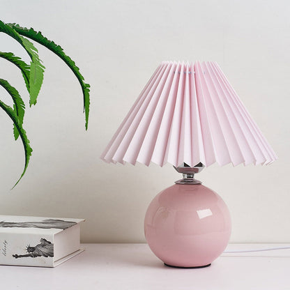 Nordic minimalist 1-flammige Tischlampe aus Keramik mit Falten