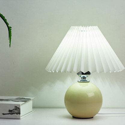 Nordic minimalist 1-flammige Tischlampe aus Keramik mit Falten