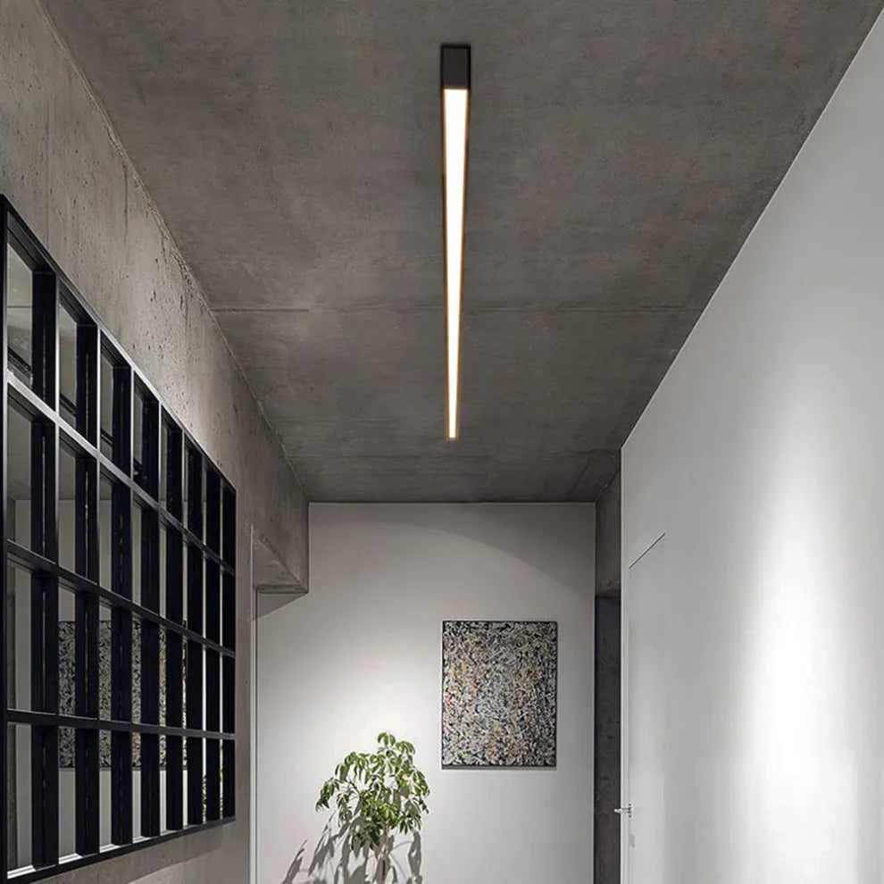 Schwarze Metall-Deckenlampe LED linear minimalistisches modernes Design