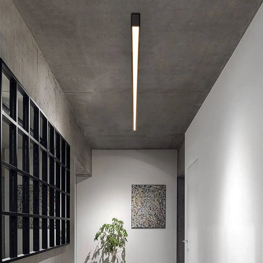 Schwarze Metall-Deckenlampe LED linear minimalistisches modernes Design