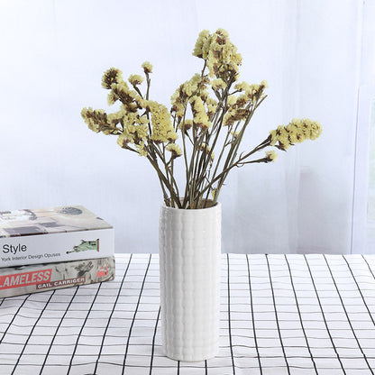 Elegante gedrehte keramische Blumenvase