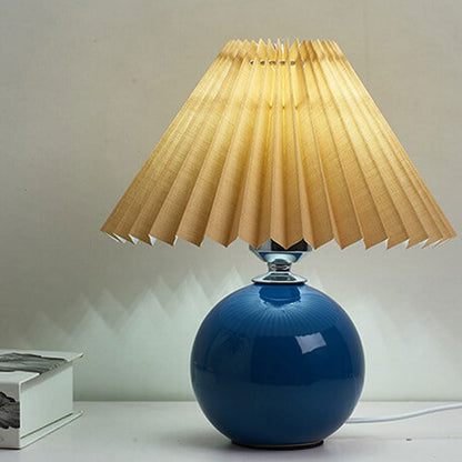 Nordic minimalist 1-flammige Tischlampe aus Keramik mit Falten