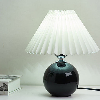 Nordic minimalist 1-flammige Tischlampe aus Keramik mit Falten