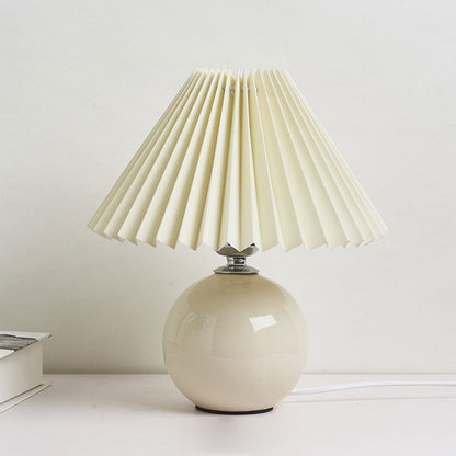 Nordic minimalist 1-flammige Tischlampe aus Keramik mit Falten