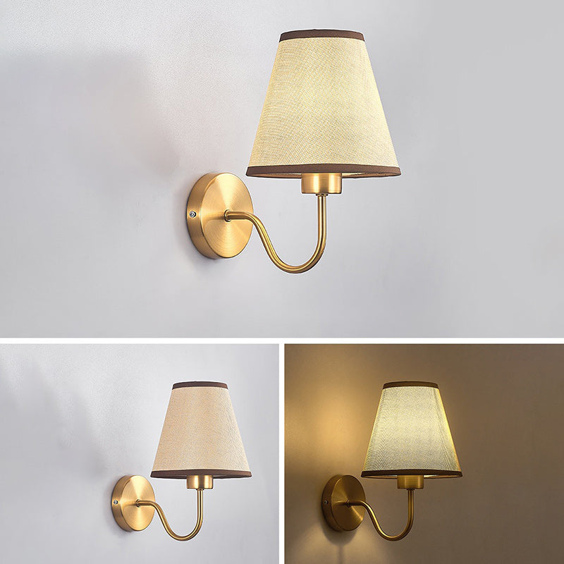 Zeitgenössische nordische runde gebogene Stangen-Eisen-Stoffschirm 1-Lampe Wandleuchte für das Wohnzimmer