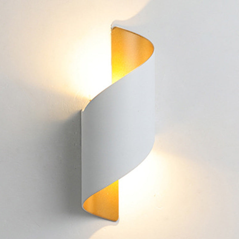 Moderne minimalistische wasserdichte spiralförmige Aluminium-Acryl-LED-Wandlampe für das Schlafzimmer