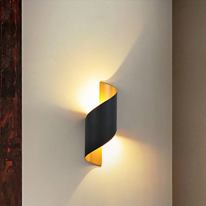 Moderne minimalistische wasserdichte spiralförmige Aluminium-Acryl-LED-Wandlampe für das Schlafzimmer