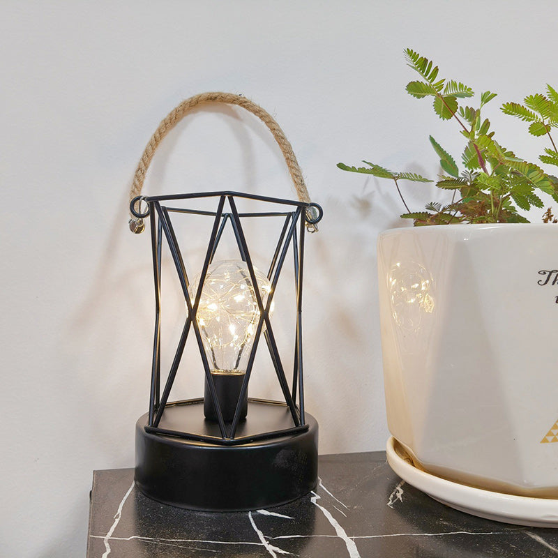 Moderne Minimalistische Vertikal Gestreifte Quadrat Runde Eisen LED Tischlampe Für Das Wohnzimmer