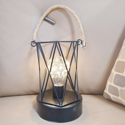 Moderne Minimalistische Vertikal Gestreifte Quadrat Runde Eisen LED Tischlampe Für Das Wohnzimmer