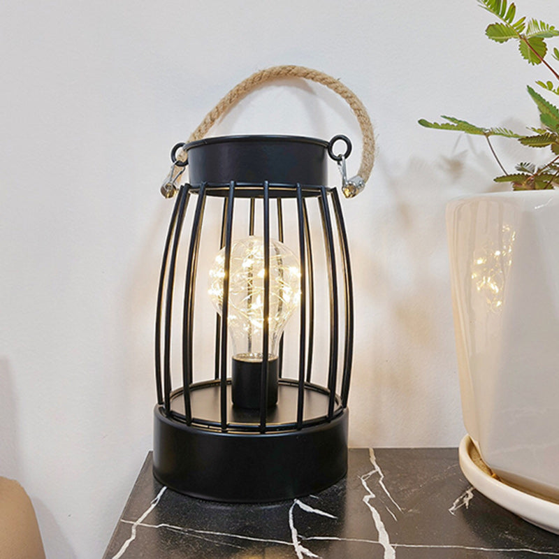 Moderne Minimalistische Vertikal Gestreifte Quadrat Runde Eisen LED Tischlampe Für Das Wohnzimmer