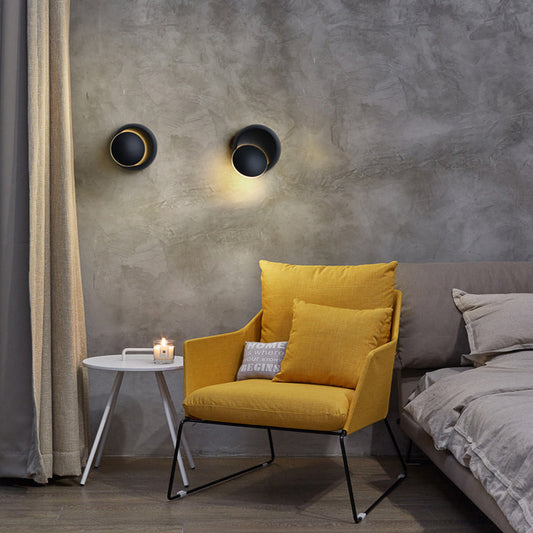 Zeitgenössische nordische Eisenrunde Eclipse rotierbare LED-Wandleuchte für Nachttisch
