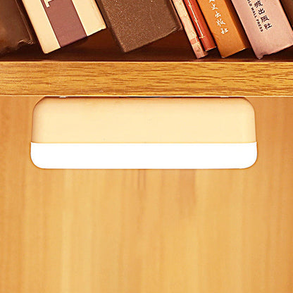 Moderne minimalistische wiederaufladbare magnetische Saugnapf Kunststoffstreifen rechteckige LED-Wandlampe Nachtlicht zum Lernen