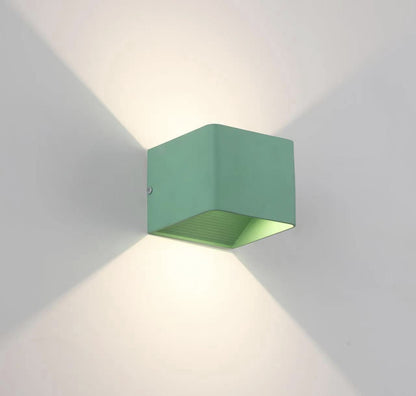 Moderne quadratische Wandleuchte