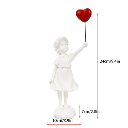 Skulptur eines Mädchens mit Ballon im Banksy-Stil zur Tischdekoration und kreativen Wohnzimmerschmuck
