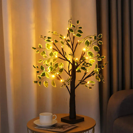 Magische BrightTree Tischlampe Elegantes Baumdesign mit warmem LED-Licht