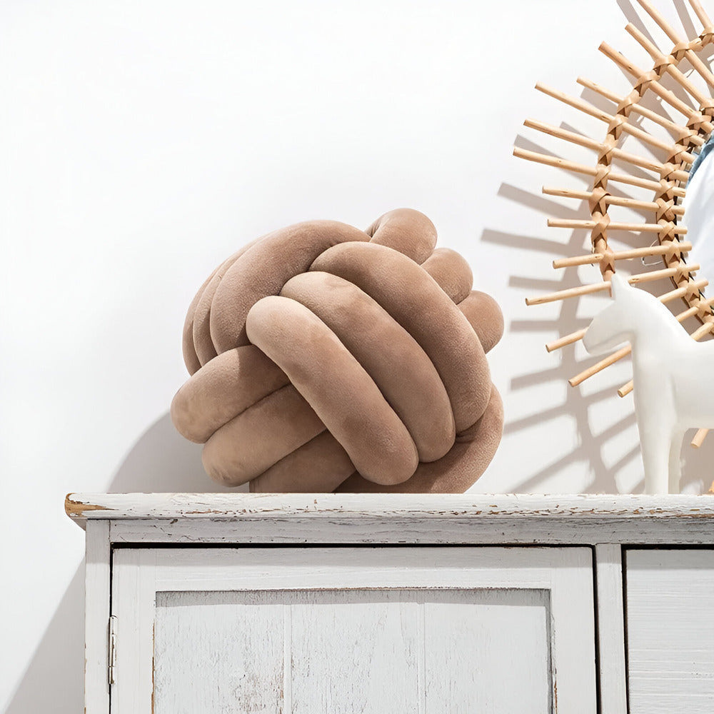 Handgeknotete runde dekorative Kissen
