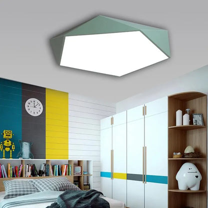 Pentagon LED-Deckenlampe Macaron für moderne Kinderzimmer – Designer-Deckenlampe
