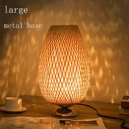 NatureHue Vintage Bambus Tischlampe Kreative Geflochtene Rattan Schreibtischlampe