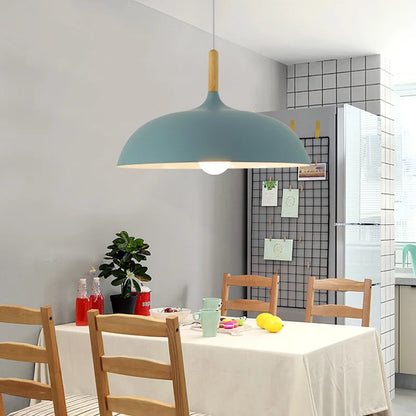 Eichenholz-Deckenlampe im nordischen Design – LED-Holz-Deckenleuchte