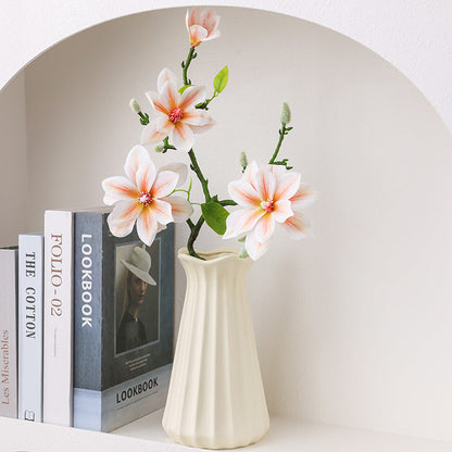 Elegante gerippte Keramik-Blumenvase