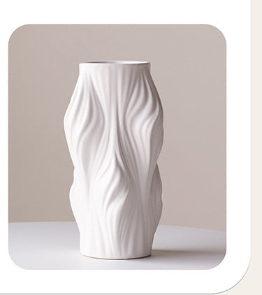 Strukturierte dekorative Keramikvase