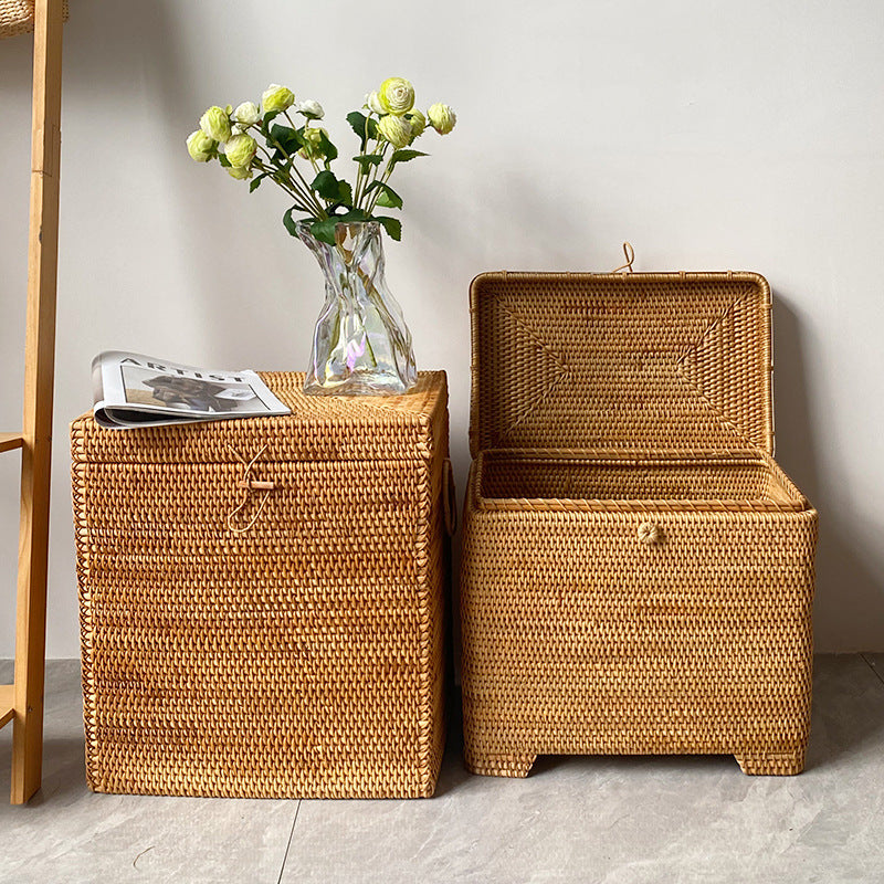 Stilvolle Aufbewahrungsbox aus gewebtem Naturmaterial